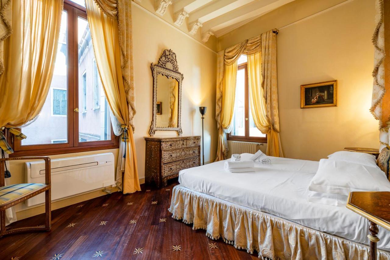 Ca' De Le Colonne - Luxury Grand Canal View Apartamento *
