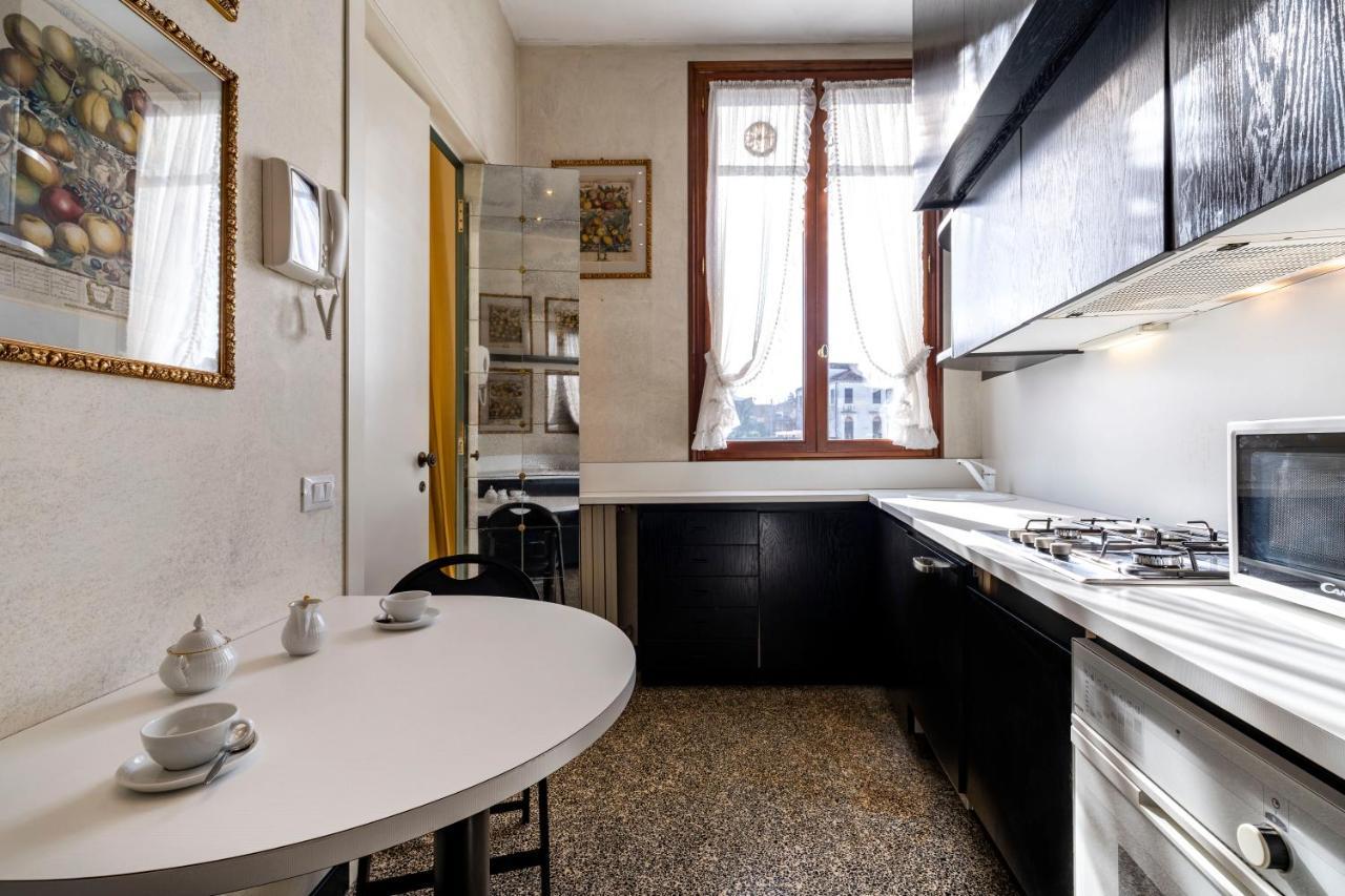 Ca' De Le Colonne - Luxury Grand Canal View Apartamento Venecia